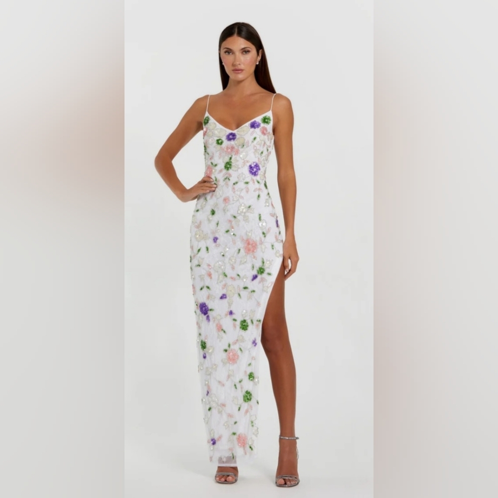 Mac Duggal Embellished Lace Sleeveless V Neck Gown 10893 Size 0 Floral Dress NWT